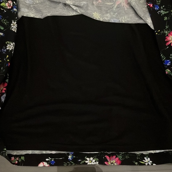 Karen Kane Chloe Dress. - Picture 9 of 12